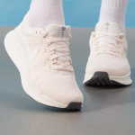 Nike Naiste Run Swift 3 Jooksukingad DR2698-111 38.5