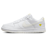 Nike Dunk Low 'Valentinip&auml;eva Kollane S&uuml;da' Naiste FD0803-100 42.5 white