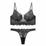 Prantsuse &uuml;li&otilde;hukesed pitsist lilled tikandid rinnahoidja ja alusp&uuml;kste komplekt Seksikas naiste aluspesu Deep V Gather Push Up rinnahoidja stringide komplektid S must