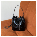 Luksuslik n&ouml;&ouml;riga koppkott Br&auml;ndid Naiste k&auml;ekotid Teemantv&otilde;rega &otilde;lakottide disainiga kotid naistele 2023. aasta tote must