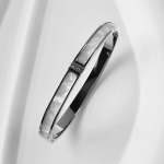 Uue disainiga tsirkoonist inkrusteeritud k&auml;ev&otilde;rud ja k&auml;ev&otilde;rud naistele Kulla h&otilde;bedase v&auml;rvi roostevabast terasest veekindlad luksusbr&auml;ndi ehted kingitused 58-60mm