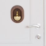 Poepidajate ukseavamise kelluke Dekoratiivne kellam&auml;ng Kodu aida aed helepruun v&auml;rv