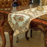 Euroopa Luksuslik Jacquard Lauajooks S&ouml;&ouml;gituba Diivanilaud TV-alus Kaunistus Tikitud lauajooksja Kaasaegne kodukaunistus 33x180cm 1pc