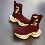 Naiste Stretch-saapad Uued moetrendid Spordisaapad Naiste Platvorm Slip-on Elegantsed vabaaja tossud Naistele Botas De Mujer 35