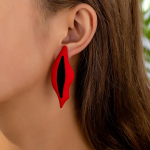 Moodsad rippuvad k&otilde;rvar&otilde;ngad naiste ehete jaoks punane