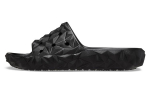 Crocs Classic Geomeetrilised pl&auml;tud 'Must' 209608-001 38-39