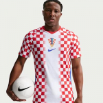 Nike Horvaatia 2026 Stadium Kodus&auml;rgid Meeste Nike Dri-FIT Jalgpallis&auml;rk M