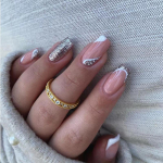 24 tk/komplekt Quick Nails White Edge French Glitter False Nials Kleebis Kantav veekindel manik&uuml;&uuml;r viimistletud k&uuml;&uuml;ned