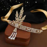 The Great Gatsby ehtekroon, samas stiilis pruudi peakate, juukseaksessuaarid, s&uuml;nnip&auml;evalilled, riietusaksessuaarid