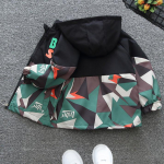 Kena poisi kamuflaažijope Kevadine laste vabaaja tuulejope 140 roheline