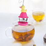 Rippuvad Kung Fu tee tarvikud Armsa pardi kujuga K&ouml;&ouml;gi teekann Portatiivne silikoonist filter