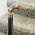 Tugevast messingist koerapea k&auml;epide puidust viktoriaanlik jalutuskepp k&auml;sitsi valmistatud