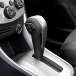 Automaatk&auml;igukasti nupp Chevrolet Aveo 2011-2017 Trax 2014-2017 Sonic 2012-17 vasakpoolse rooliga