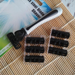 1 tk meeste k&auml;epidemega raseerimismasin, vahetatav sirge, ohutu raseerimismasina hoidjaga raseerimistarbed koos 12 tk metallist meeste raseerimisteraga