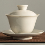 Keraamiline teekruus Gaiwan k&auml;sitsi maalitud teetass alustassiga joogin&otilde;uga 175ml