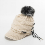 S&uuml;gis- ja talvine uus silmkoeline fliisist soe naiste tippm&uuml;tsiga suur karvapalliga l&otilde;asbarett one size punane