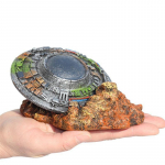 1 tk emulatsioon UFO vrakk akvaariumi haljastuskaunistused kosmoselaeva vaiguga k&auml;sit&ouml;&ouml; kalapaagi ornament 1PCS