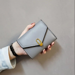 Naiste mitmek&uuml;lgsed PU l&uuml;hikesed rahakotid Vintage rahakott Krediitkaart Pangakaart &Uuml;hev&auml;rviline rahakott vabaaja minibr&auml;ndi rahakott 12*9*2cm punane