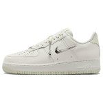 Nike Air Force 1 07 SE Next Nature Sail Vapor Green Naiste tossud Cream Sea-Glass Volt FN8540-100 36.5 white