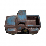 Vintage talumaja veoauto sisekujundus Lilletaim Mahlane potiistutaja vaiguhoidik Roostes maal&auml;hedane talukorjelaua kaunistus s&uuml;nnip&auml;evakingitus