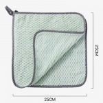 Majapidamises kasutatavad &uuml;liimavad mikrokiust r&auml;tikud, k&ouml;&ouml;gin&otilde;ude lapid, mittenakkuvad &otilde;lipesulapid, lauan&otilde;ude puhastus- ja p&uuml;hkimisvahendid 1pc