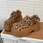 Leopard Platvorm Naiste Lumisaapad Suede Disainer K&otilde;rge Kontsaga Kingad 2025 Trend L&uuml;hike Pl&uuml;&uuml;s Soe Pandlaga Talv Uued Naiste Saapad 40