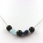Collier perles Agate noire 8 mm + Aigue-Marine du Br&eacute;sil + Lapis - ABIJOUX - Chaine en acier inoxydable