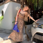 Naiste Mood V&uuml;rtsit&uuml;druk Leopardimustriga Halterkleit Suvine T&auml;nav L&otilde;hik V&ouml;&ouml;koht A-l&otilde;ikeline Pikk Kleit M leopardimustriline v&auml;rv