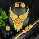 Dubai lilleliste ehete komplekt: Kaelakee, k&otilde;rvar&otilde;ngad, k&auml;ev&otilde;ru, s&otilde;rmus - India pulmakomplekt 24k Gold Plated kuld