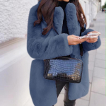 Pikkade varrukatega rev&auml;&auml;riga kunstnahast &uuml;hev&auml;rviline soe jakk L sinine