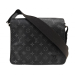 [Kasutatud] District Classic Monogram Klapiga Messengeri kott - Hea #XQ4X4A ONE SIZE