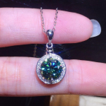 Bella Box 3-karaadine kaheksa s&uuml;da, kaheksa noolega kaetud Pt950 sinakasroheline rangluu ketiga kristallist kaelakee naistele pulmaehted