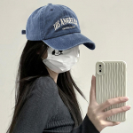 1 tk puuvillane pesapallim&uuml;ts meestele ja naistele Moodne tikanditega m&uuml;ts Puuvillane pehme &uuml;laosaga m&uuml;tsid vabaaja retro-snapback m&uuml;tsid Unisex tumesinine v&auml;rv