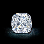 Cellacity ruudukujulised massirasva moissaniithelmed 0,5-7CT D v&auml;rvi VVS1 laboratooriumi suurep&auml;rase l&otilde;ikega teemant GRA sertifikaat 4.5mm -0.4ct valge