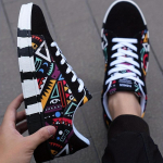 Trendikad meeste graffiti uisukingad &ndash; kerged, hingavad, libisemisvastased, mugavad platvormtallaga tossud 44