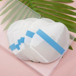 Kuumad naiste reie siseosa kulumisvastane plaasterlint spandex n&auml;htamatu keha h&otilde;&otilde;rdumisvastased padjad plaastrid, mitte ummikud, elastsed s&auml;&auml;rised sidemega One Size