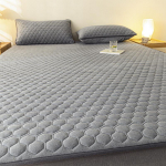 Lihtne &uuml;hev&auml;rviline piimakiust tepitud libisemiskindel lina &otilde;pilasele m&otilde;eldud majapidamismadrats tolmukindel kaitsekate paksendav voodikatte padi 0.9*2m fitted sheet