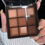 2025 Mocha Chocolate 9 Colors Eyeshadow Palette Matte Pearly Glitter Finish Makeup Chocolate Eye shadow Palette