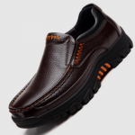 Uued kevadised ja s&uuml;gisesed meeste mustad &auml;rikost&uuml;&uuml;mi nahkkingad platvormiga meeste kingad suur suurus v&auml;listingimustes vabaaja matkakingad 38 pruun