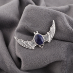 Sodaliit K&auml;sitsi valmistatud V&auml;&auml;riskiviga Ripats, 925 Sterlingh&otilde;be Prooviga H&otilde;be Antiikne Ehtekomplekt, Ripats Kihlumiskingiks 1 Inches sinine