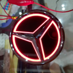 1tk 9,5cm ABS LED-valgustusega autokleeps Tagumine pagasiruumi embleem Tarvikud Mercedes Benz S350 S300L S A B C E-klassi GLA GLK jaoks