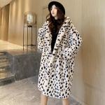 Luksuslik Mood Leopard Pikk Teddykaru Jakk Mantel Naised Talv Paks Soe &Uuml;ler&otilde;ivad Br&auml;nd Mood Kunstkarusnahast Mantel Naine S