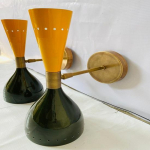 Seinavalgustid messingist Itaalia seinavalgusti Moodsad itaalia stiilis lambid Diabolo seinavalgustid, 2 lambipirni, 1950. aastate stiil, sajandi keskpaik
