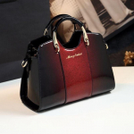 Cross Body Summer Leather Leather Texture lakknahast kott Wild Female kott Lihtne &otilde;lg 29*12*20cm punane