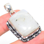 Natural Rainbow Moonstone Gemstone 925 Sterling Silver Pendant 1.97 d0q57