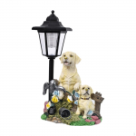 Koerafiguur p&auml;ikesepaneeliga valgustuseks v&auml;litingimustesse VaikvaikSkulptuur Aed 2 White Dogs