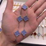 Boutique Neljak&auml;pa Ristikheina Viie &Otilde;iega K&auml;ev&otilde;ru 18K Kerge Luksus Ins Disain Mood Peen Mitmek&uuml;lgne Meeste ja Naiste Mudelid K&auml;ev&otilde;ru Boutique Bracelet