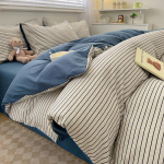 Puhast puuvillast voodipesu neljaosaline komplekt Lihtne ruuduline puuvillane lina Tekikott Triibuline voodipesu 1.5m four-piece set