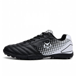 Unisex nahast kummist pehme p&otilde;hjaga l&uuml;hikese k&uuml;&uuml;nega jalgpallisaapad noortev&otilde;istlus Professionaalsed jalgpallijalatsid 44