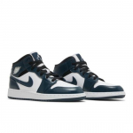 Air Jordan 1 Mid GS Armory Navy 554725-411 EU 36 beež